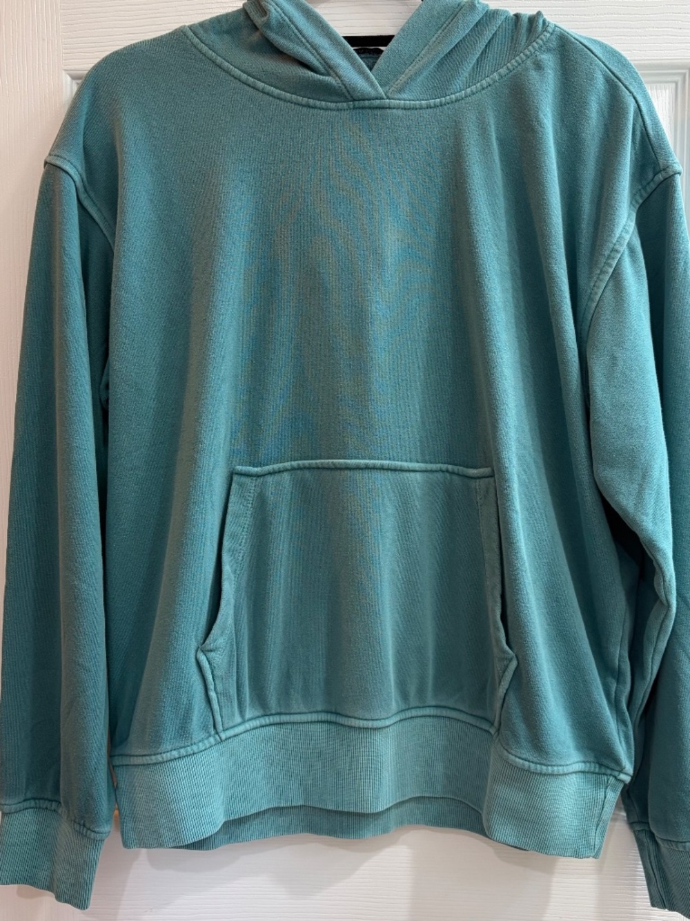New Zenana Soft Fleece Pigment Dyed Kangaroo Pocket Green Hoodie Women’s Small - Picture 2 of 4